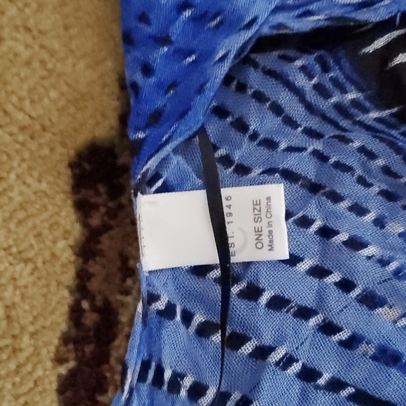 C Est 1946 Coverup - Picture 4 of 5